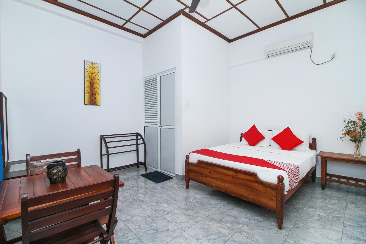 Leo'S Home Stay Dehiwala-Mount Lavinia Екстер'єр фото