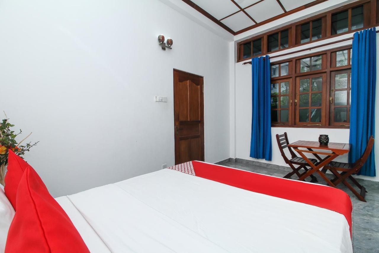 Leo'S Home Stay Dehiwala-Mount Lavinia Екстер'єр фото